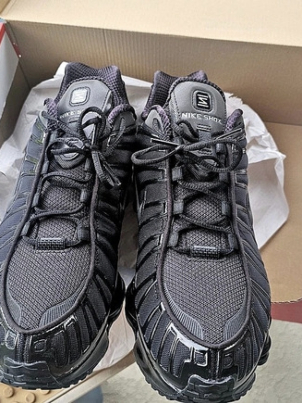 Size 11 - Nike Shox TL Black/Metallic Silver/Light Lemon Twist - Picture 3 of 7